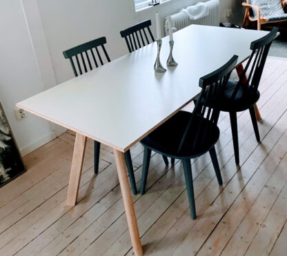 Nina's Dining Table