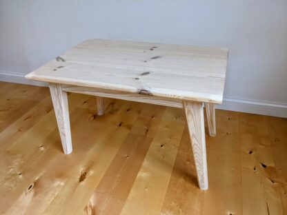Ellen's work table - Image 2